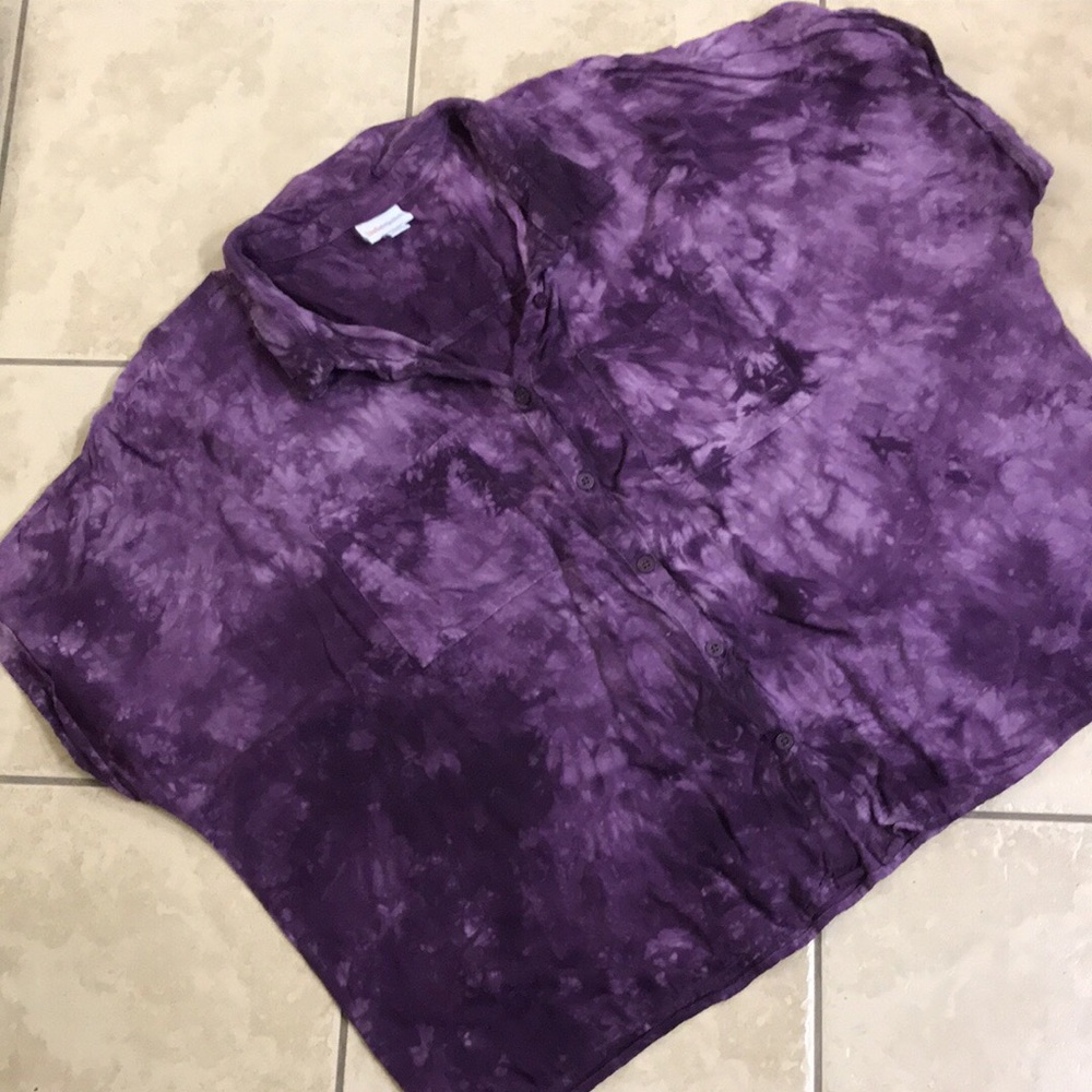Lularoe Amy - size large tie-dye